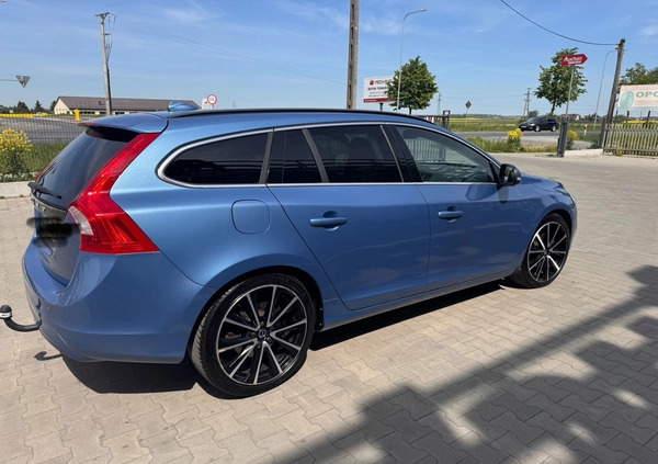 Volvo V60 cena 52900 przebieg: 194402, rok produkcji 2016 z Ciechanów małe 704